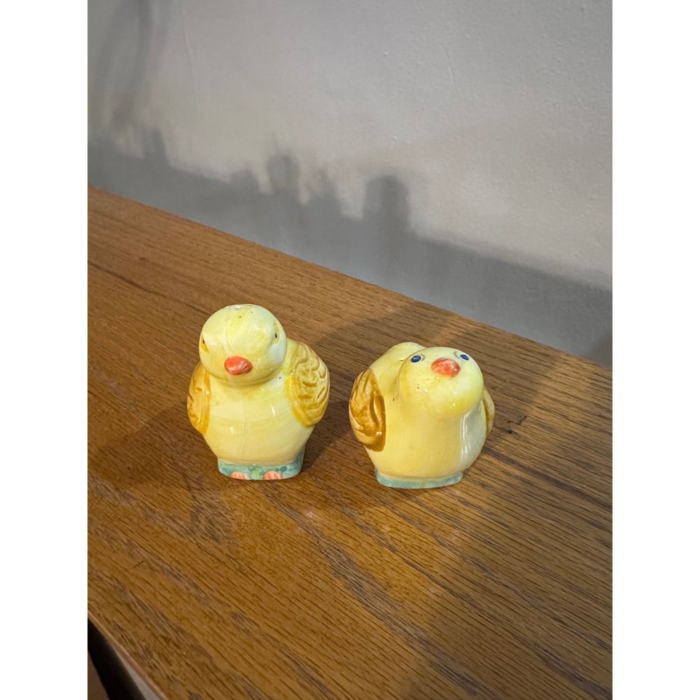 Gibson Housewares Yellow Chick Salt and Pepper Shakers Ceramic Farmhouse Set